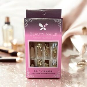 Press-On Nails - Gold and Cream